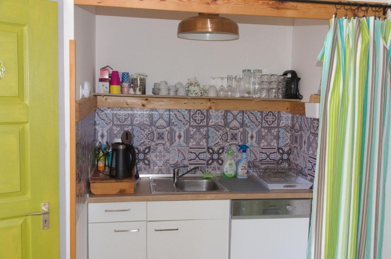 Green Dot Home Szombathely Ngoại thất bức ảnh